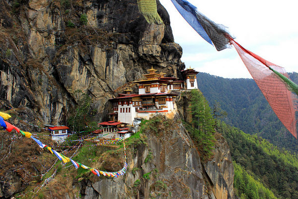 Nido del Tigre, Bután