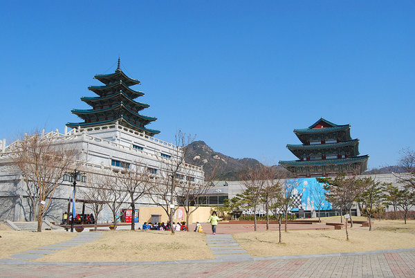Pagoda del Museo Folclórico Nacional de Corea
