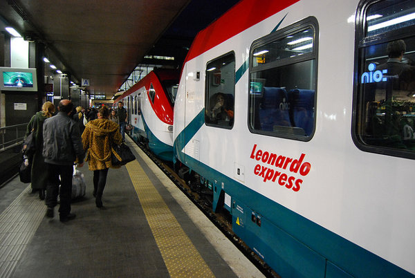 Tren Leonardo Express de Roma