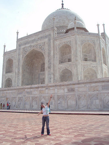 Vero ante el Taj Mahal
