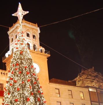 La Plaza del Ayuntamiento de Alicante en Navidad