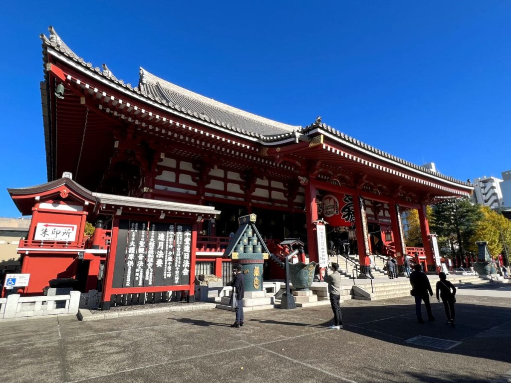 templo budista de senso-ji en tokio japon