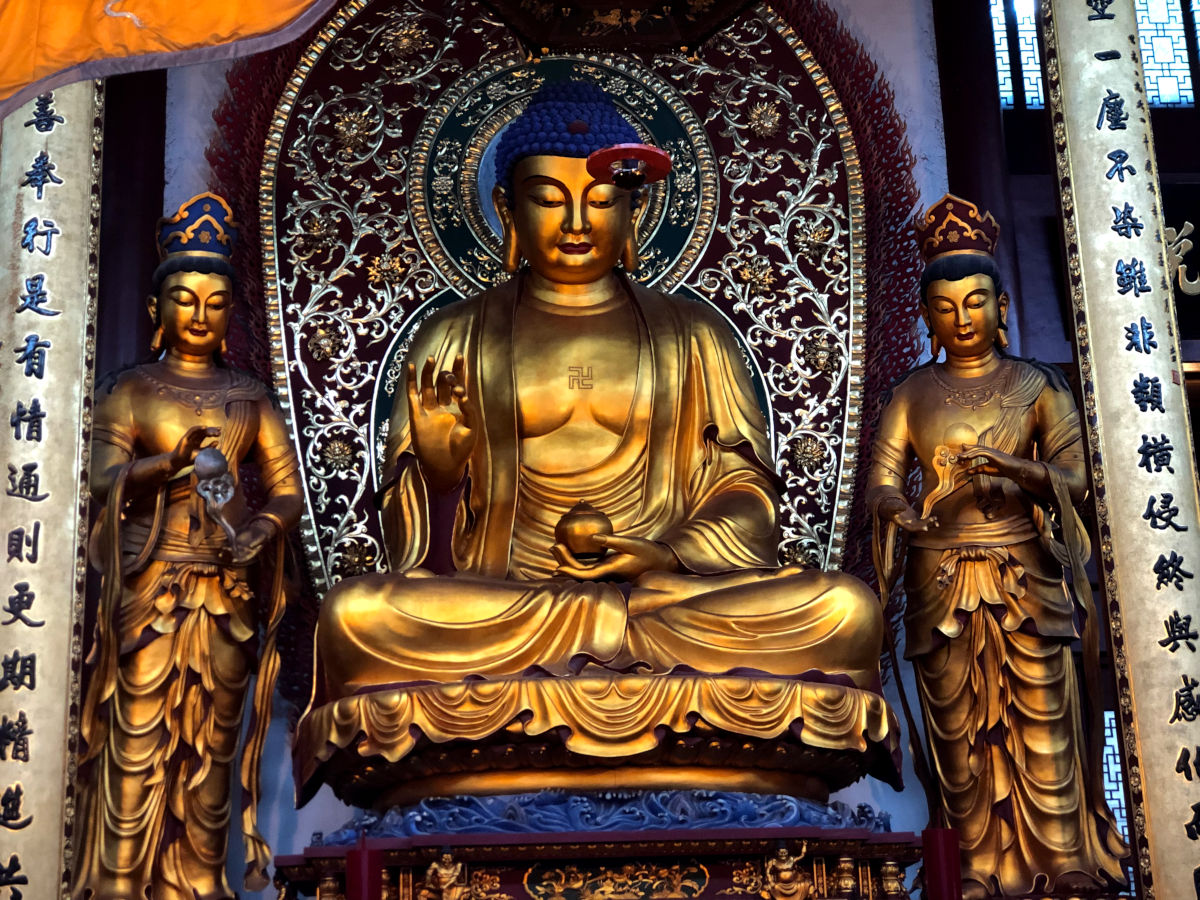 Qué ver en Hangzhou, Buda del Templo Lingyin