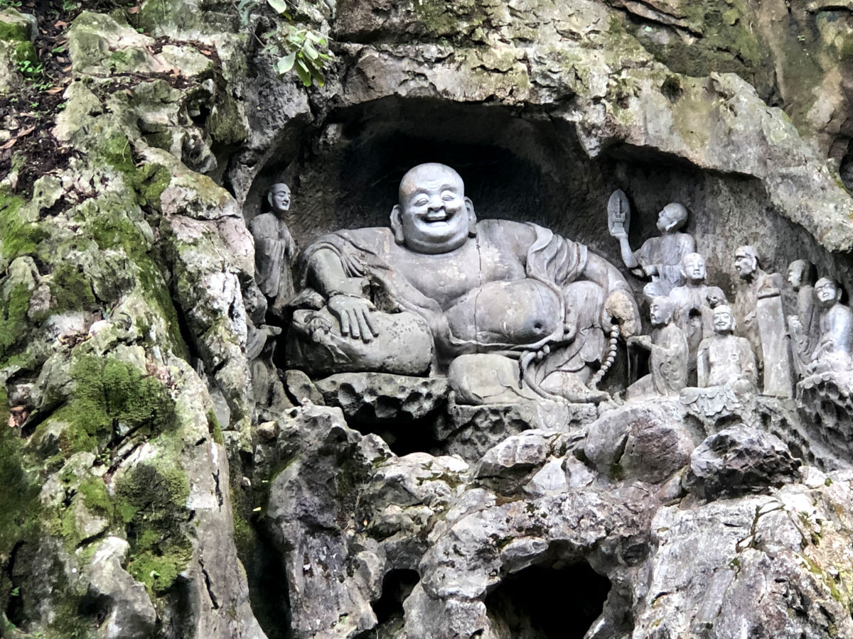 Qué ver en Hangzhou, Buda feliz del Templo Lingyin