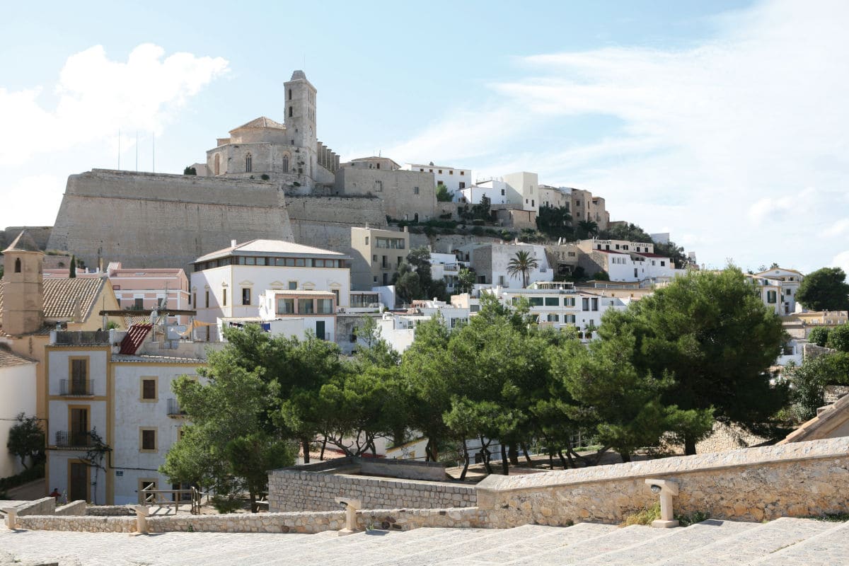 Dalt Vila de Ibiza desde Baluarte Santa Llucia