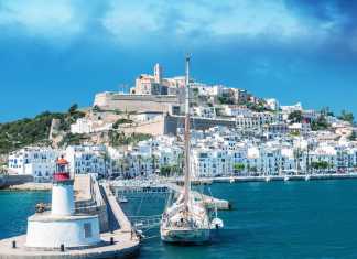 Razones para viajar a Ibiza este verano