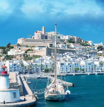 Razones para viajar a Ibiza este verano