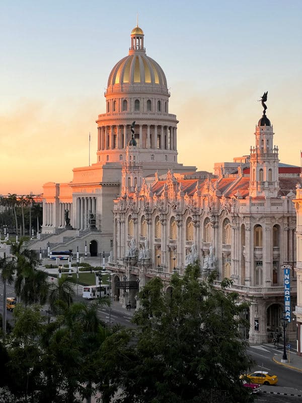 El Capitolio de La Habana al amanecer