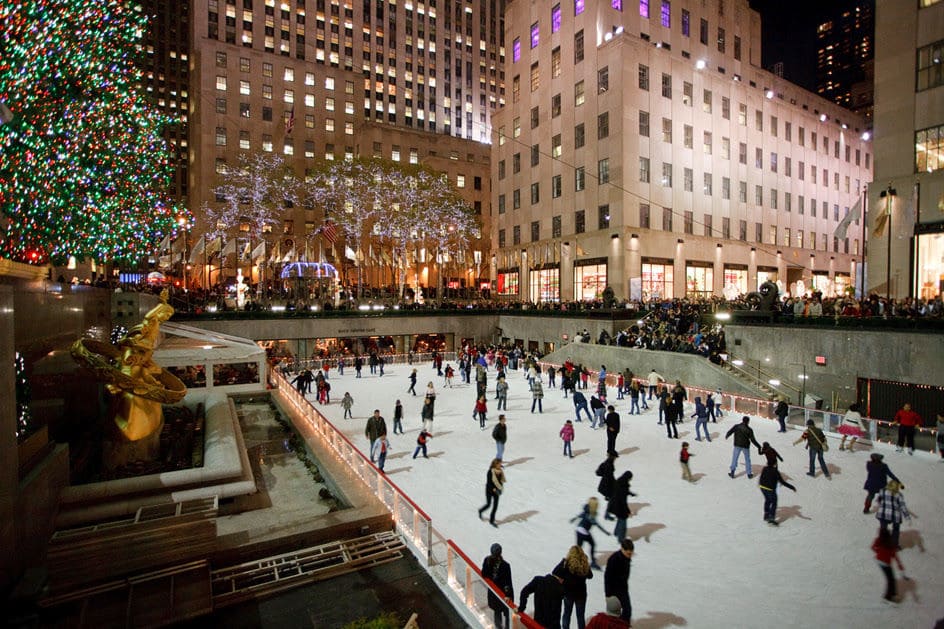 Patinaje sobre hielo en Nueva York en Navidad