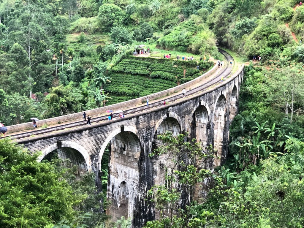 Puente de los Nueve Arcos en Ella Sri Lanka