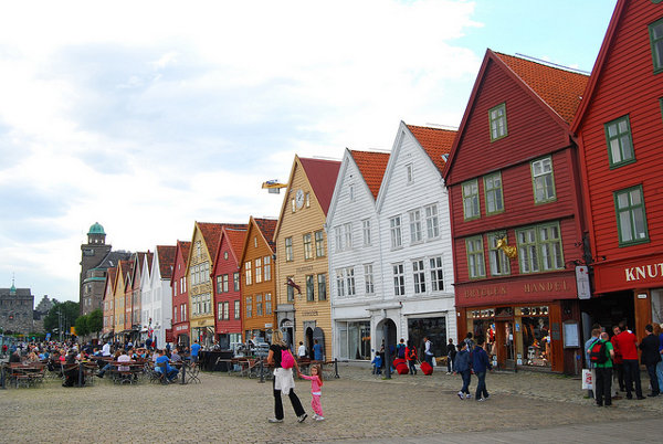 El barrio de Bryggen en Bergen