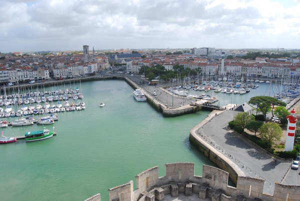 El puerto de La Rochelle desde la torre de Saint-Nicolas