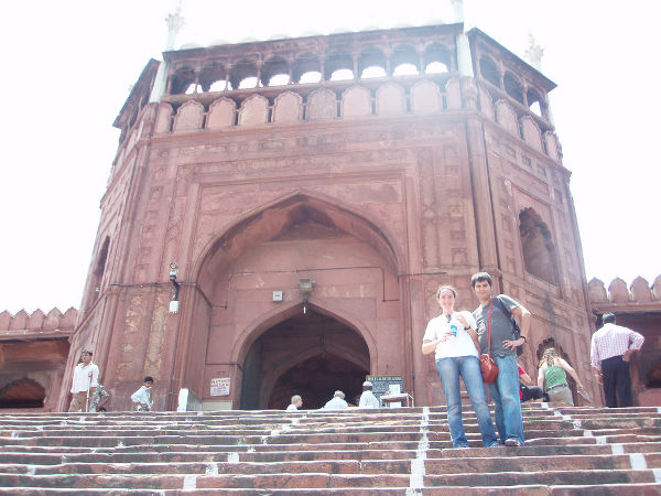 En la escalinata de Jama Masjid