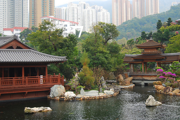 Estanque del Nan Lian Garden de Hong Kong