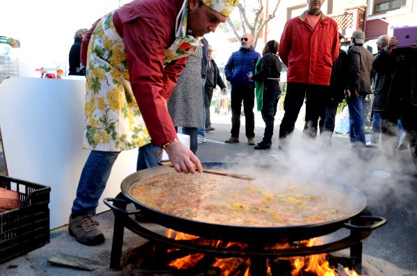 Fotos Día de las Paellas Benicassim 2015, cocinando