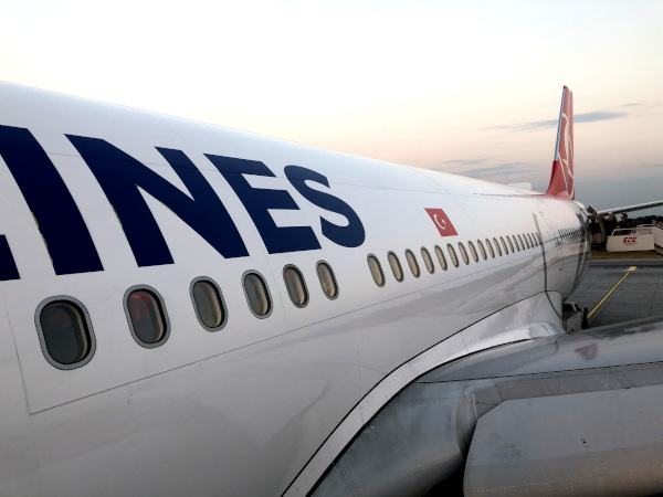 Fotos Turkish Ailines clase business, entrando al avion