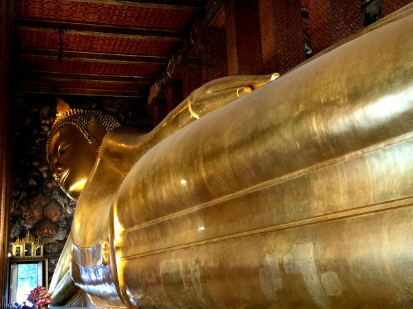 Fotos de Bangkok, piernas Buda Reclinado
