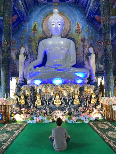 Fotos de Chiang Rai en Tailandia, Pau en el Templo Azul