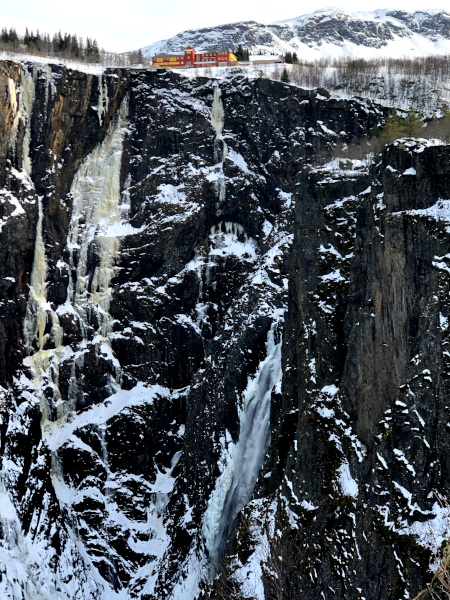 Fotos de Eidfjord en Noruega, cascada Voringsfossen