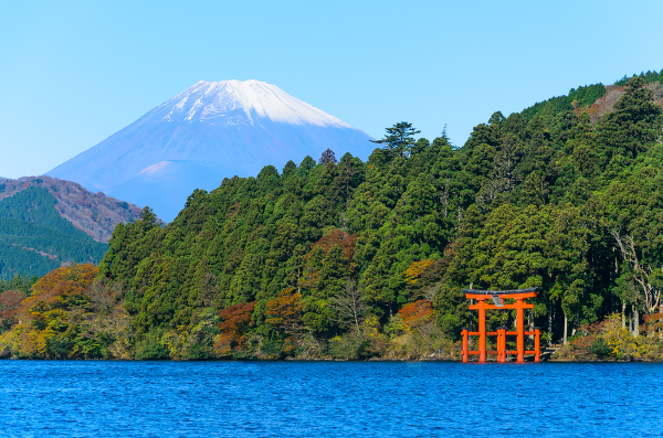 fotos de hakone en japón, lago ashi y monte fuji