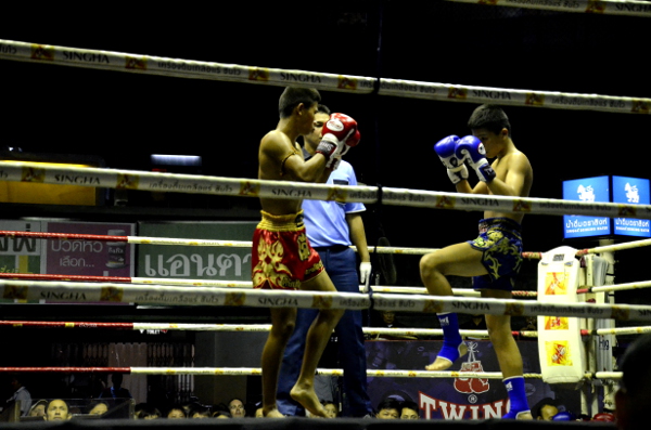 Fotos de Muai Thai en Bangkok, posicion de combate