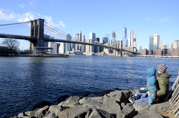 fotos de nueva york, teo, oriol y pau en el puente de brooklyn