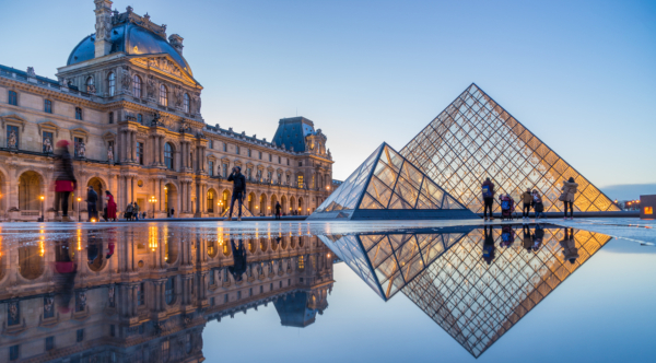 Fotos de Paris en Francia, paramide del Museo del Louvre
