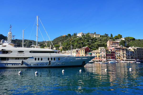 Fotos de Portofino en Italia, yates en el puerto