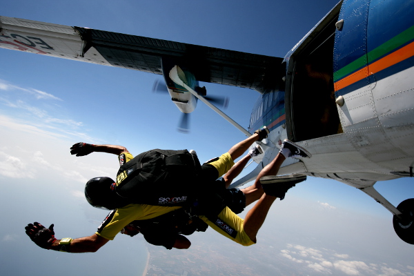 Fotos de saltos en paracaidas en Empuriabrava, salto