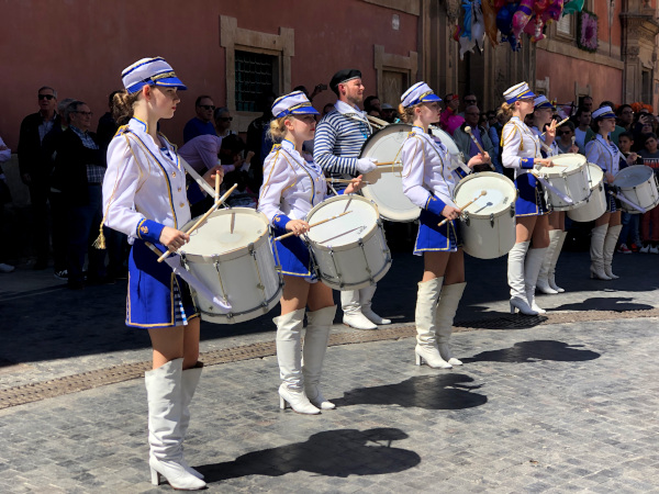 Fotos del Entierro de la Sardina de Murcia, rusas