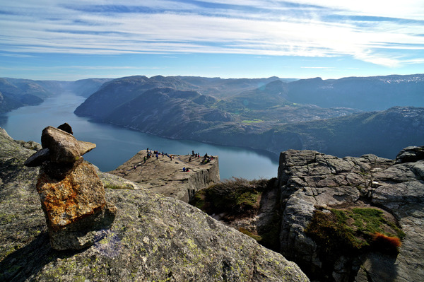 Fotos del Púlpito en los Fiordos Noruegos, piedras