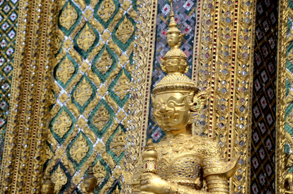 Fotos del Wat Phra Kaew y el Gran Palacio de Bangkok, estatua