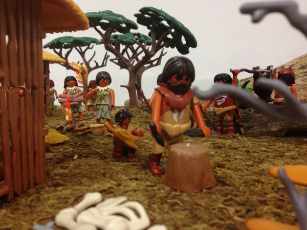 La prehistoria en la Exposición de Playmobil en el Castillo de Santa Bárbara de Alicante