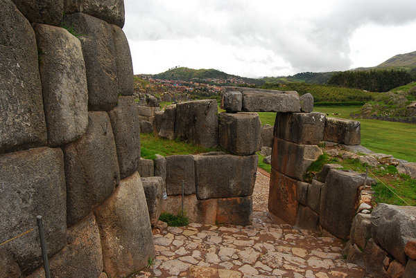 restos de los muros de saqsayhuamán