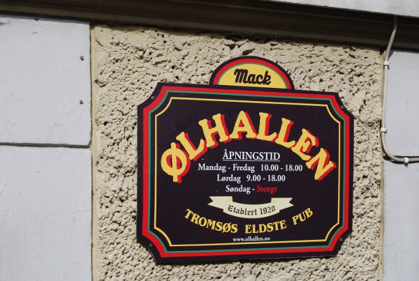 Ølhallen, el pub de cerveza más al norte del mundo